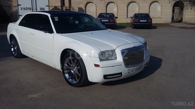 Chrysler 300C 2006, 123,000 km - 2.7 l - Bakı