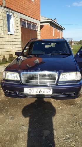 Mercedes C 200 1999, 240,000 km - 2.0 л - Masallı