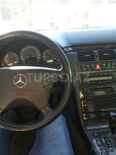 Mercedes E 240 2000, 247,000 km - 2.4 л - Bakı