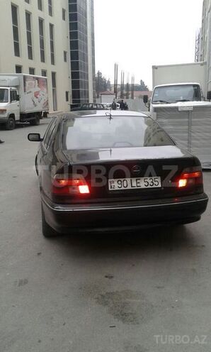 BMW 535 2000, 173,000 km - 3.0 l - Bakı