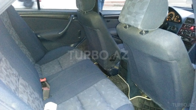 Mercedes C 220 1999, 214,000 km - 2.2 л - Bakı