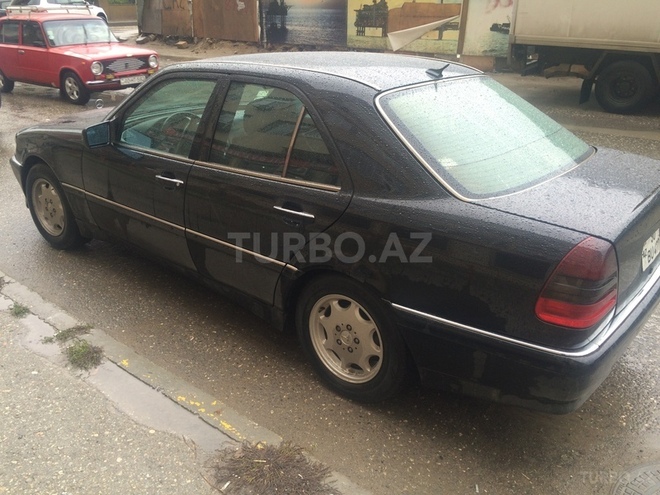 Mercedes C 230 1997, 217,000 km - 2.3 l - Bakı