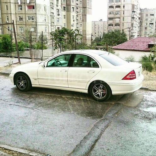 Mercedes C 280 2006, 255,000 km - 3.0 l - Bakı