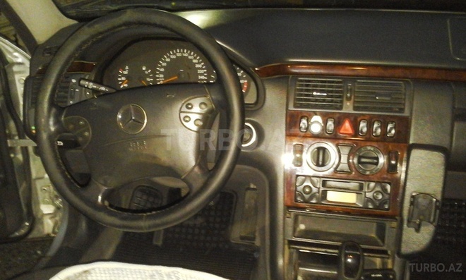 Mercedes E 200 2000, 350,000 km - 0.2 l - Bakı