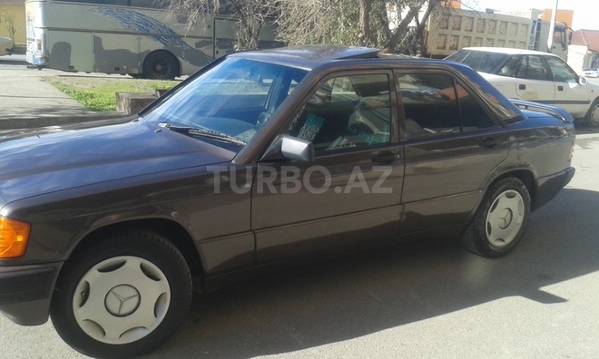 Mercedes 190 1992, 320,000 km - 1.8 l - Bakı