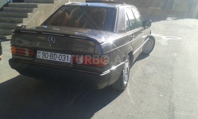 Mercedes 190 1992, 320,000 km - 1.8 l - Bakı