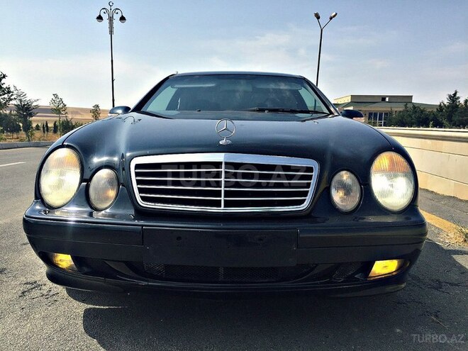 Mercedes CLK 200 2001, 220,000 km - 2.0 l - Bakı