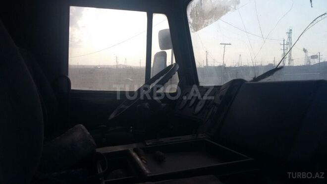 KamAz  2001, 60,000 km - 11.0 l - Bakı