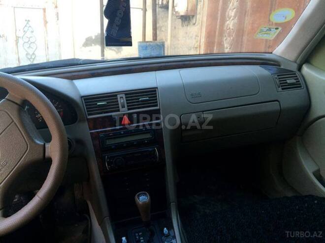 Mercedes C 230 1997, 153,000 km - 2.3 л - Bakı