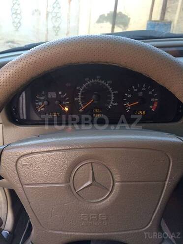 Mercedes C 230 1997, 153,000 km - 2.3 л - Bakı