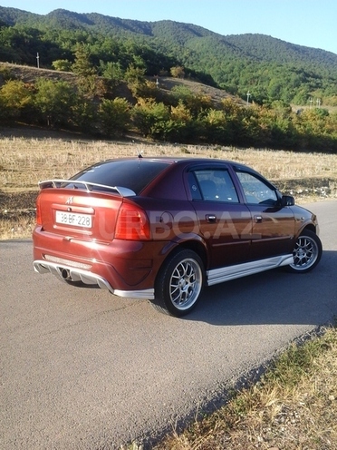 Opel Astra 1998, 199,665 km - 1.6 л - Qusar