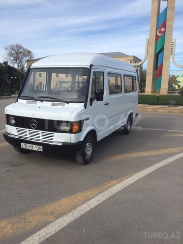 Mercedes  1991, 281,000 km - 2.3 l - Sumqayıt