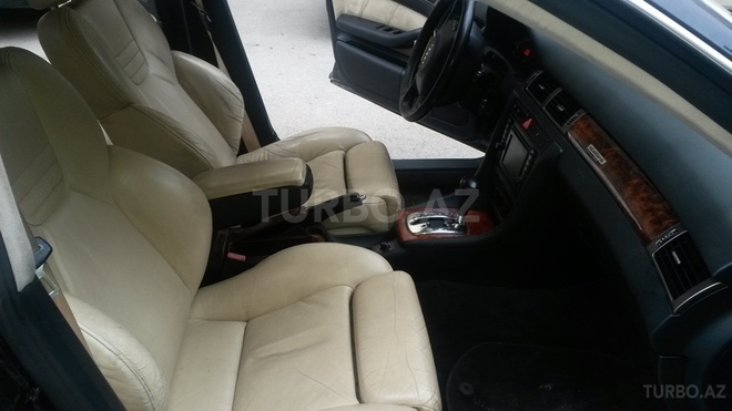 Audi A6 2001, 219,800 km - 2.8 l - Bakı