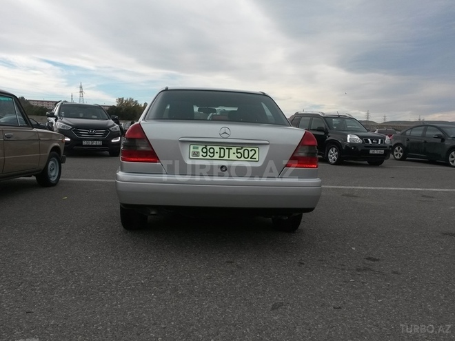 Mercedes C 180 1997, 195,000 km - 1.8 l - Bakı