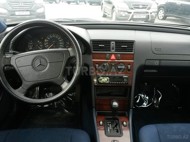 Mercedes C 180 1997, 195,000 km - 1.8 l - Bakı