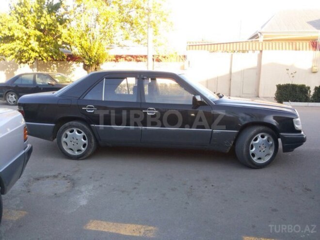 Mercedes E 230 1990, 415,000 km - 2.3 l - Şəmkir