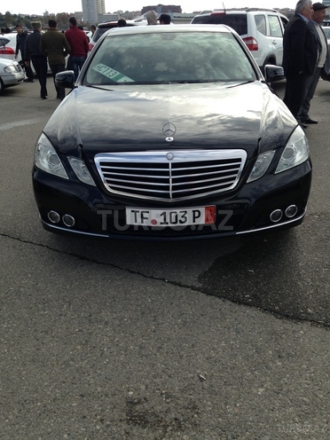 Mercedes E 220 2010, 131,000 km - 2.2 l - Bakı