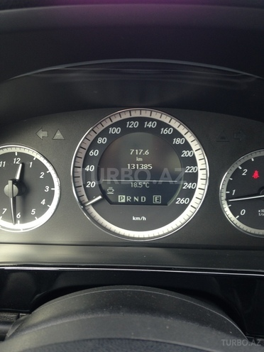 Mercedes E 220 2010, 131,000 km - 2.2 l - Bakı