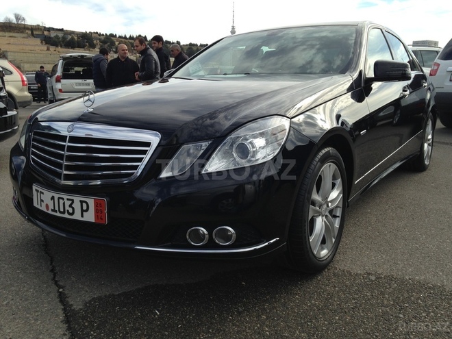 Mercedes E 220 2010, 131,000 km - 2.2 l - Bakı