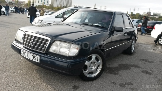 Mercedes E 200 1993, 309,888 km - 2.0 l - Bakı