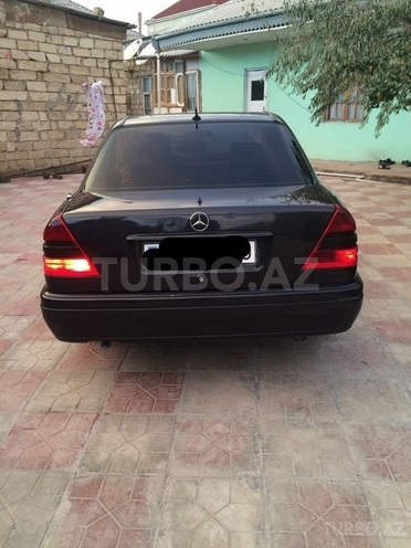 Mercedes C 180 1995, 200,000 km - 1.8 l - Sumqayıt
