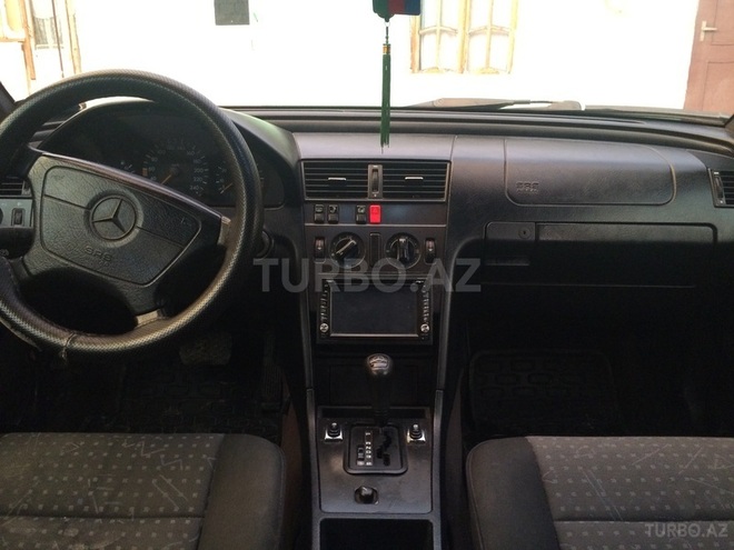 Mercedes C 180 1995, 200,000 km - 1.8 l - Sumqayıt