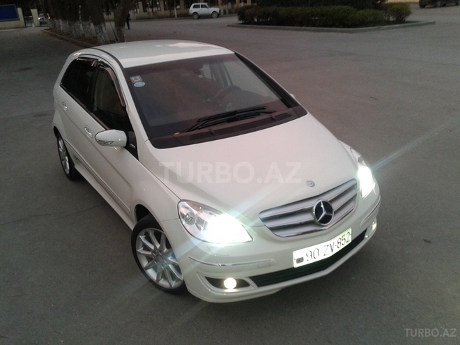 Mercedes B 200 2008, 52,000 km - 2.0 l - Bakı
