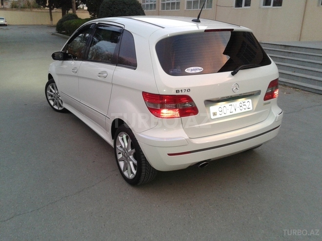 Mercedes B 200 2008, 52,000 km - 2.0 l - Bakı