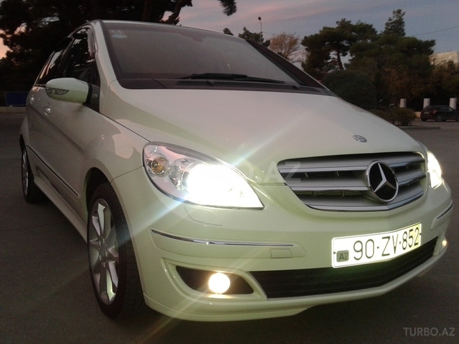 Mercedes B 200 2008, 52,000 km - 2.0 l - Bakı