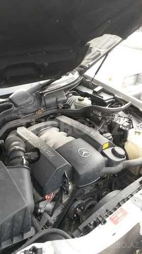 Mercedes E 240 2000, 184,200 km - 2.4 л - Sabirabad