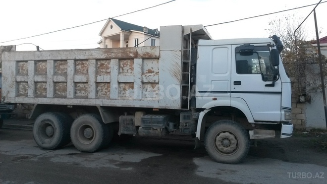 HOWO Sinotruk 2012, 155,000 km - 9.5 л - Sumqayıt