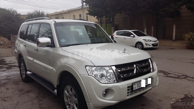 Mitsubishi Pajero 2012, 98,800 km - 3.5 л - Bakı