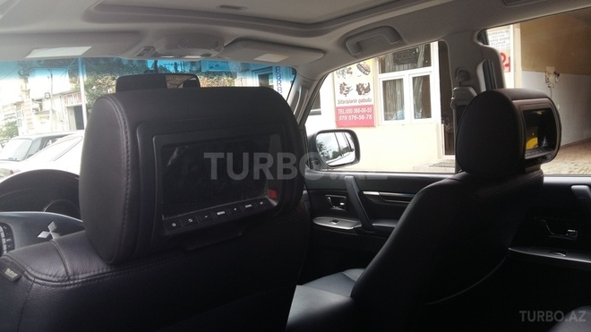 Mitsubishi Pajero 2012, 98,800 km - 3.5 л - Bakı