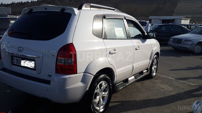 Hyundai Tucson 2009, 145,000 km - 2.7 l - Şirvan