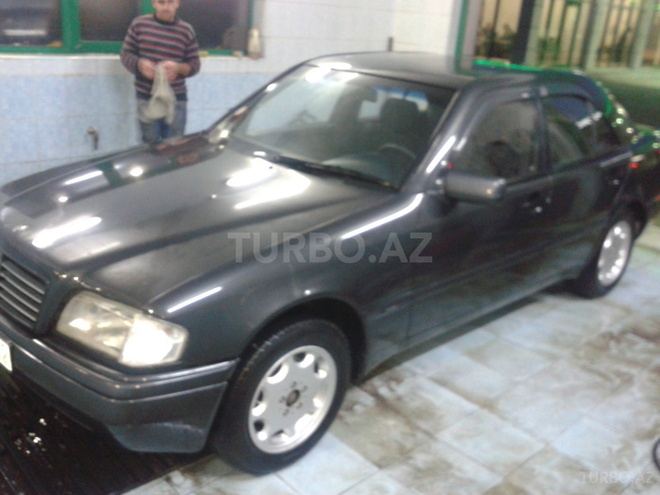 Mercedes C 180 1993, 170,000 km - 1.8 l - İsmayıllı