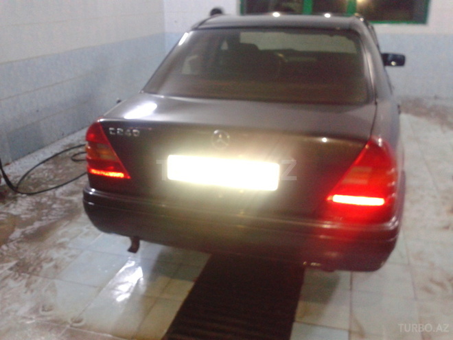 Mercedes C 180 1993, 170,000 km - 1.8 l - İsmayıllı