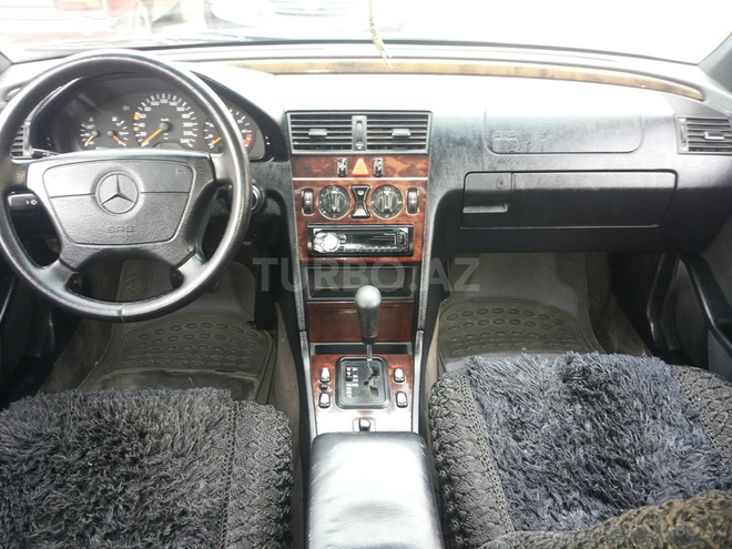 Mercedes C 200 1996, 220,000 km - 2.0 l - Bakı