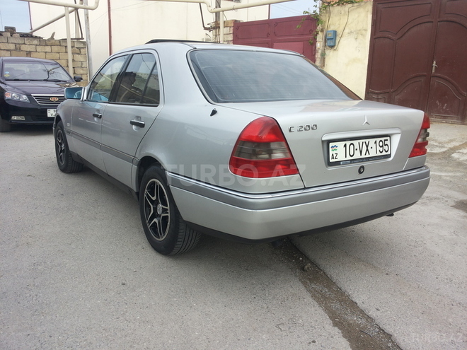 Mercedes C 200 1996, 220,000 km - 2.0 l - Bakı