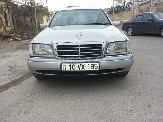Mercedes C 200 1996, 220,000 km - 2.0 l - Bakı