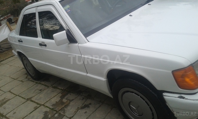 Mercedes 190 1992, 320,000 km - 2.0 l - Bakı