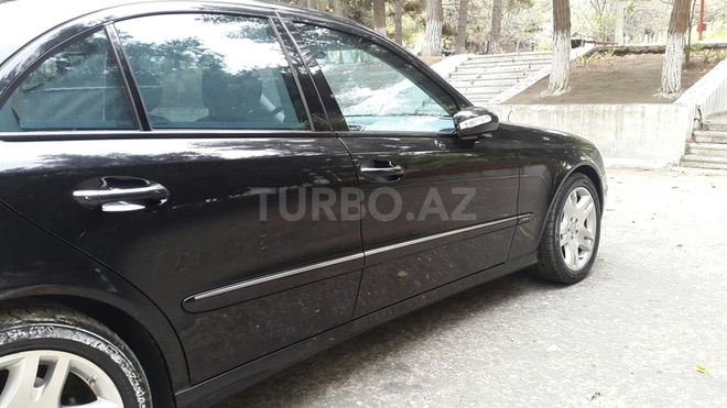 Mercedes E 280 2005, 240,000 km - 3.0 л - Bakı