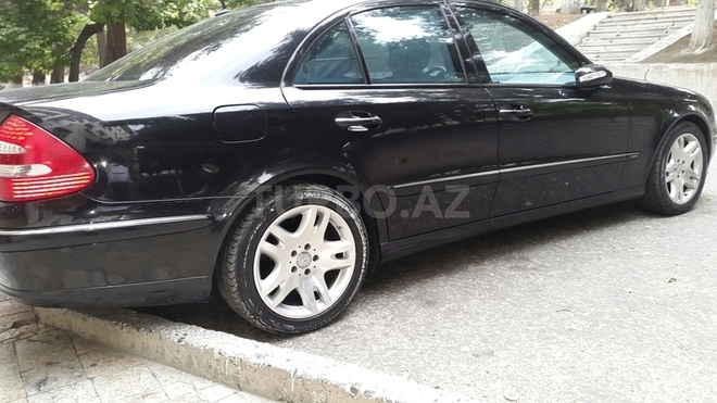Mercedes E 280 2005, 240,000 km - 3.0 л - Bakı
