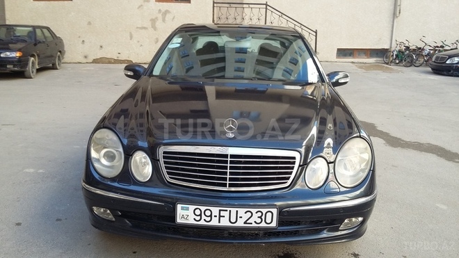 Mercedes E 220 2003, 194,000 km - 2.2 л - Bakı