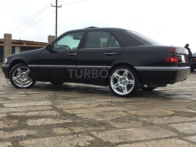 Mercedes C 240 1997, 196,500 km - 2.4 l - Bakı