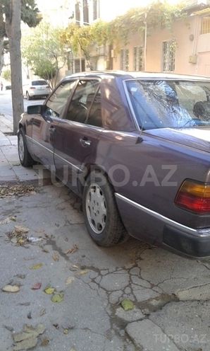 Mercedes E 200 1992, 20,000 km - 2.0 l - Bakı