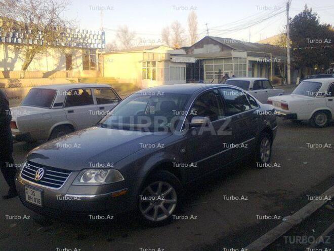 Volkswagen Passat 2004, 90,000 km - 1.8 l - Bakı