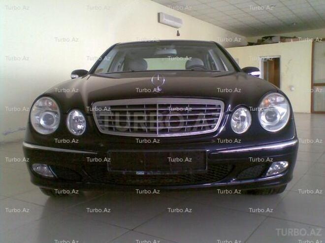 Mercedes E 220 2002, 172,000 km - 2.2 l - Bakı