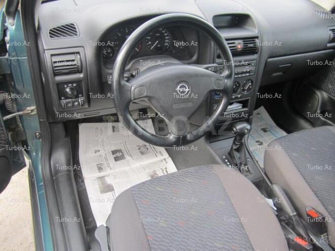 Opel Astra 2001, 210,000 km - 2.0 l - Bakı