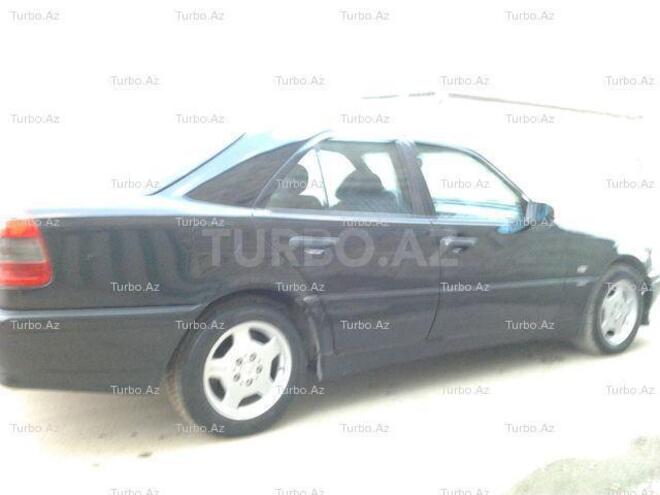 Mercedes C 220 1995, 372,000 km - 2.2 л - Bakı