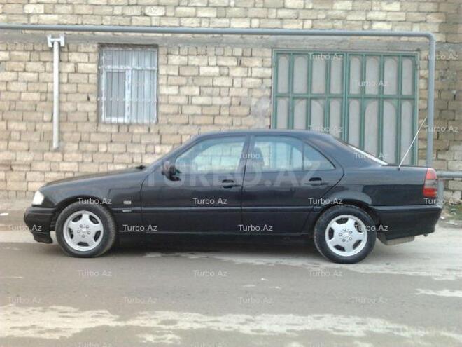 Mercedes C 220 1995, 372,000 km - 2.2 л - Bakı